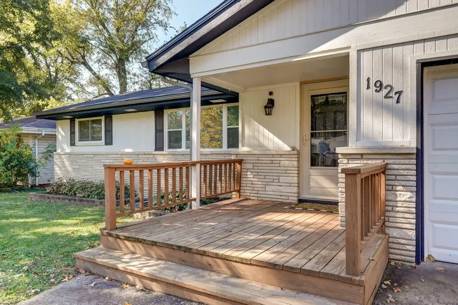 1927 S Plaza Avenue, Springfield, MO 65804 - Image #3