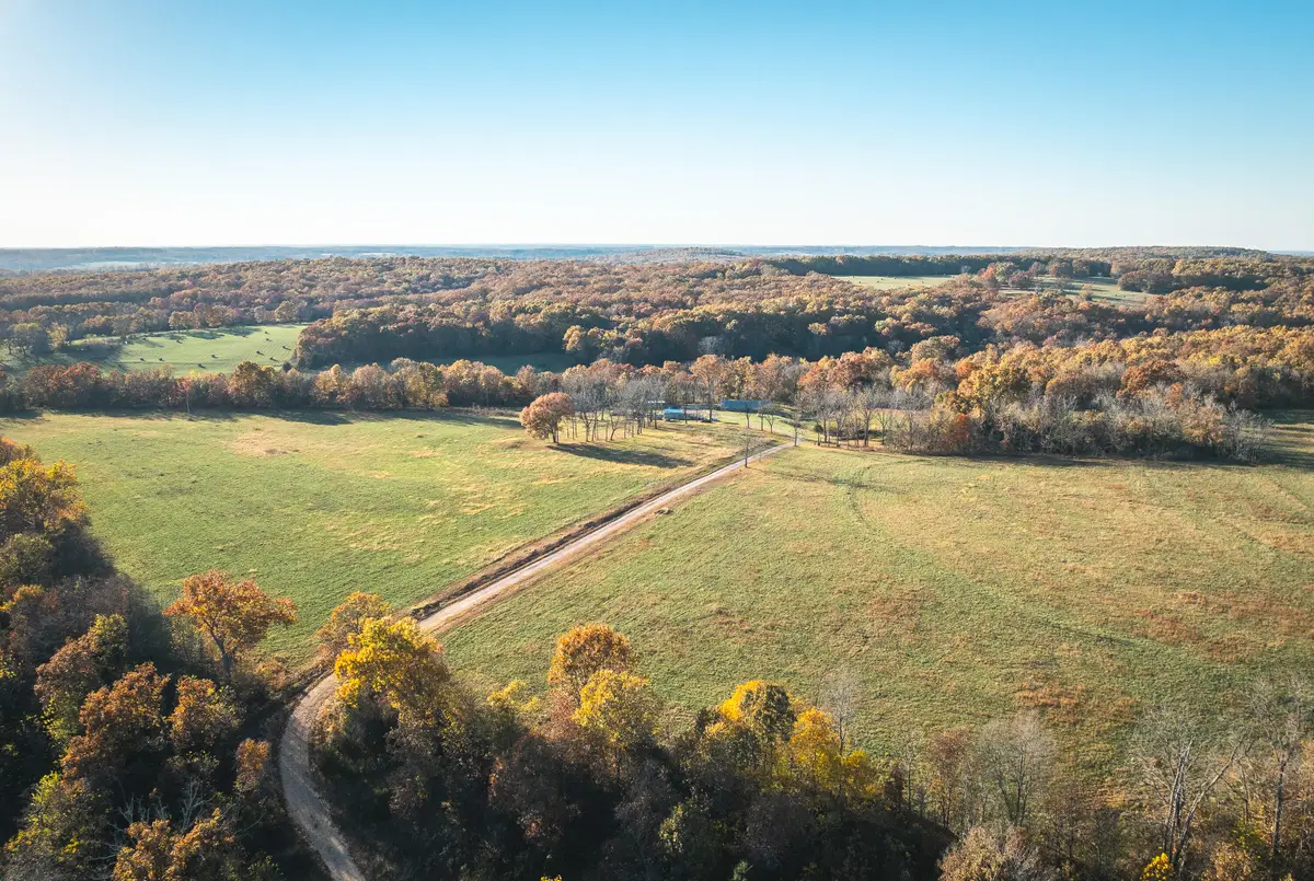 6601 County Line Road, Graff, MO 65660 - Image #1