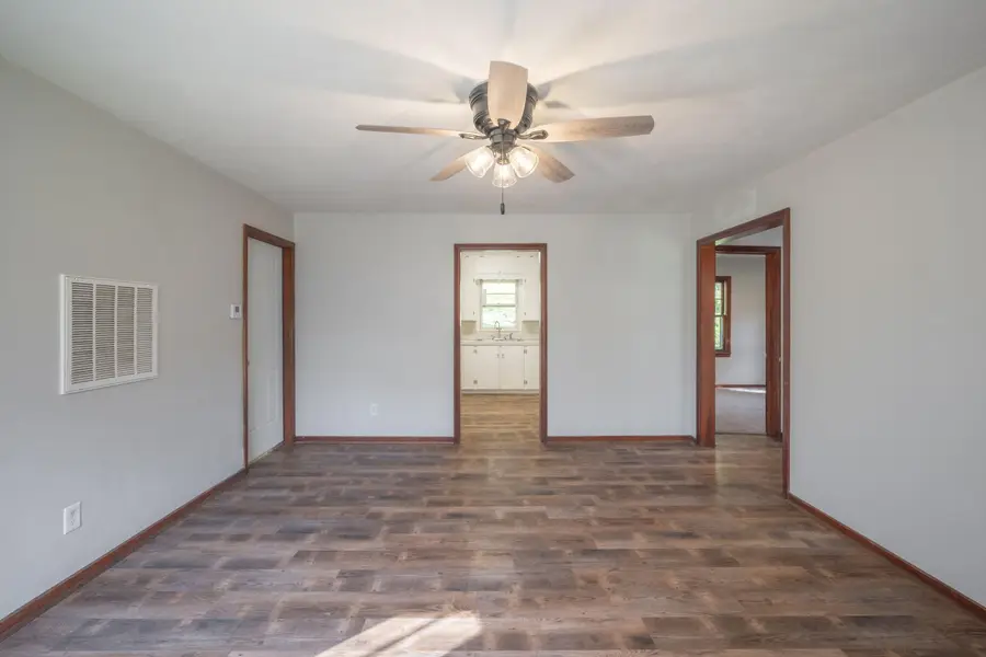 421 S Lincoln Street, Neosho, MO 64850 - Image #3