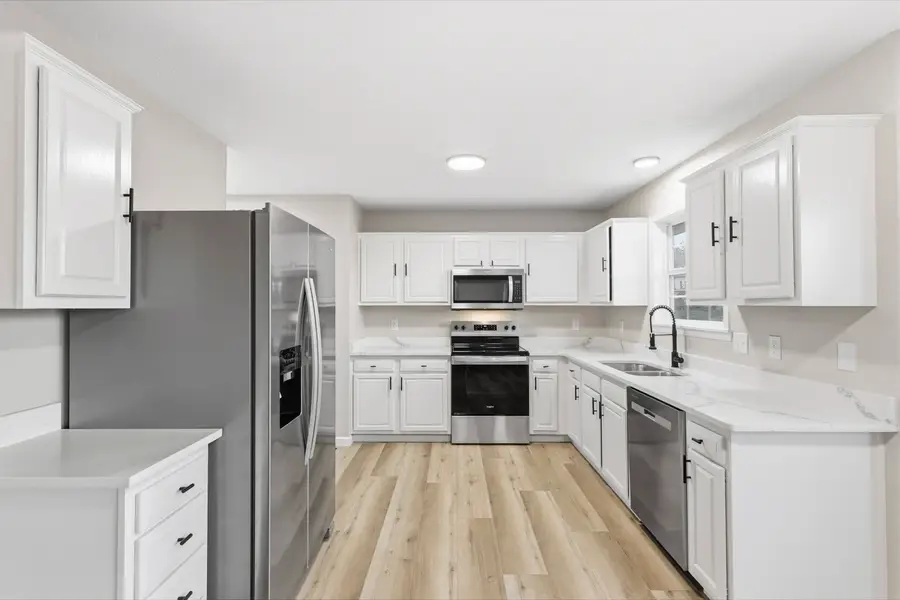 4427 W University Street, Springfield, MO 65802 - Image #3