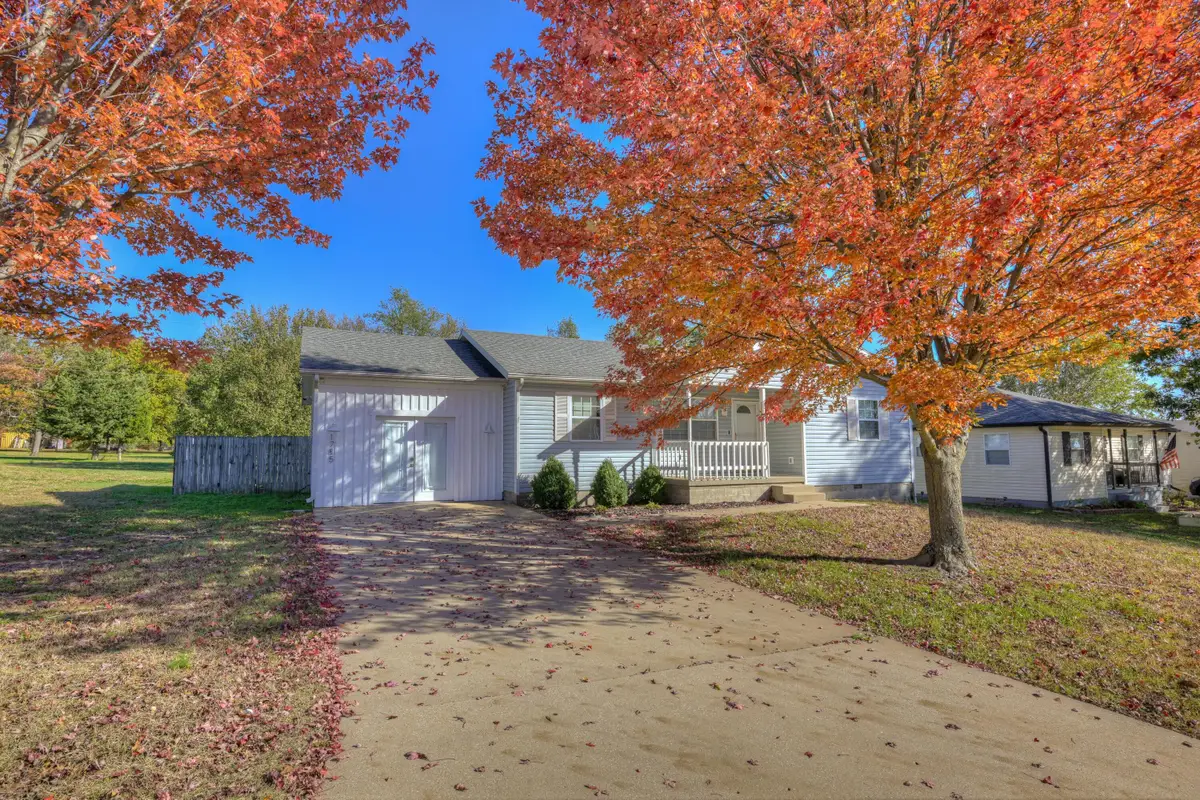 1785 Chickadee Drive, Webb City, MO 64870 - Image #1