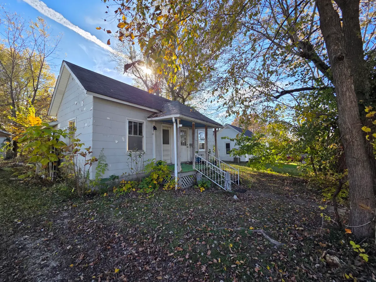 807 E 1st Street, Salem, MO 65560 - Image #1