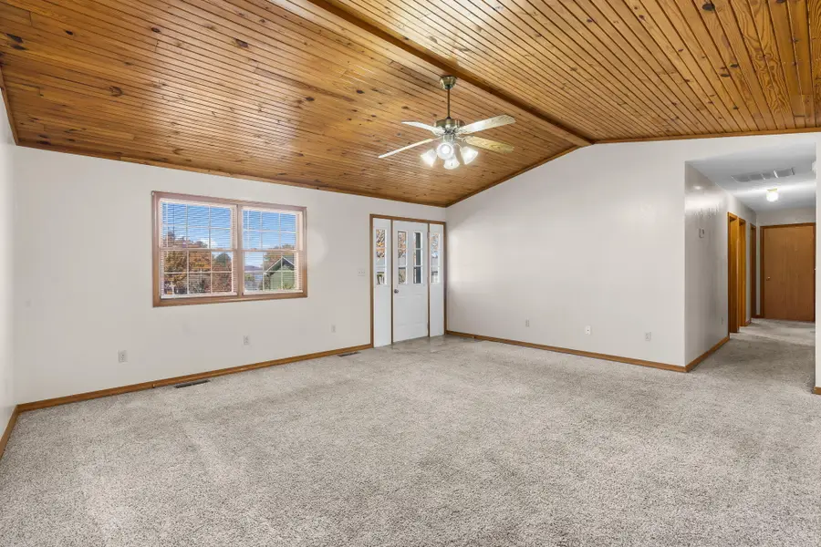 526 Ridgeview Drive, Ridgedale, MO 65739 - Image #2