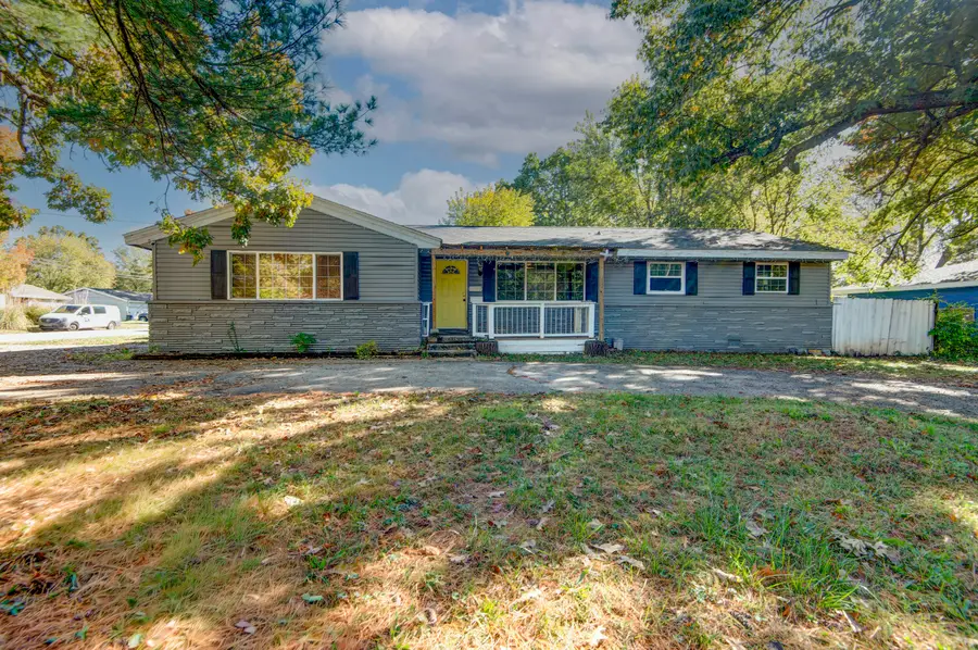 1702 S Oak Grove Avenue, Springfield, MO 65804 - Image #2