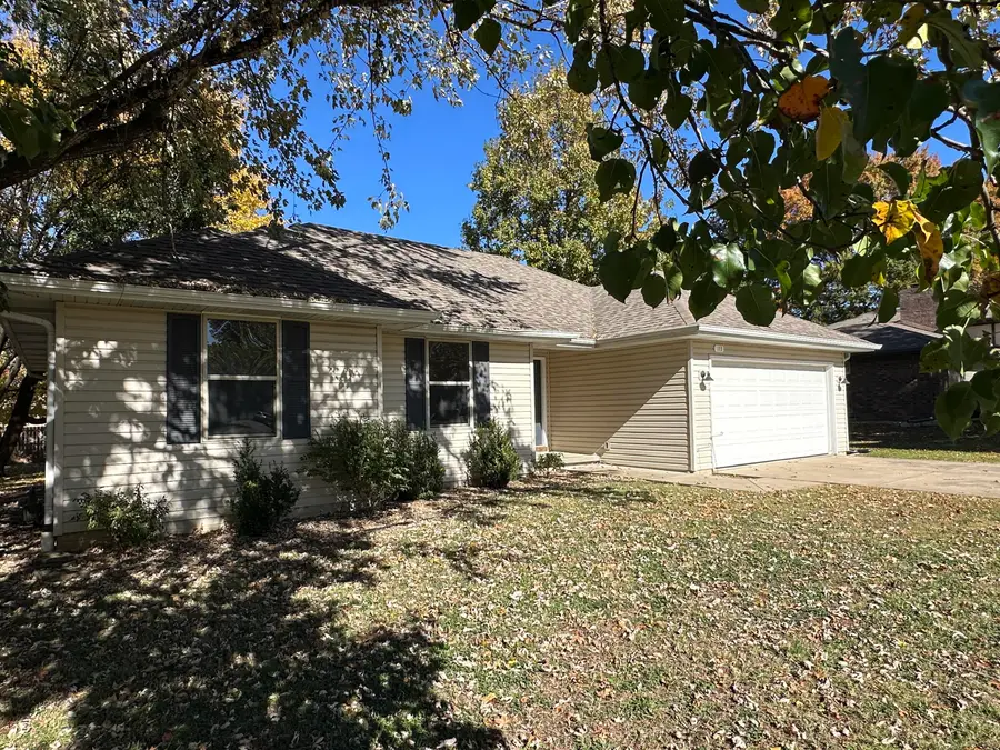 113 E Kimberly Street, Republic, MO 65738 - Image #2