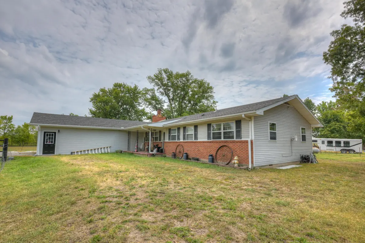 13691 Palm Road, Neosho, MO 64850 - Image #1