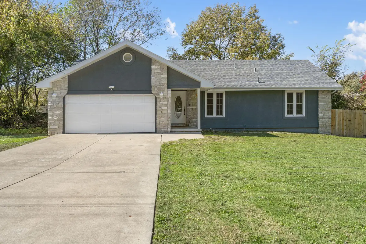 3841 S Colgate Avenue, Springfield, MO 65807 - Image #1