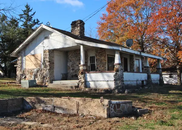 1142 Grace Avenue, West Plains, MO 65775