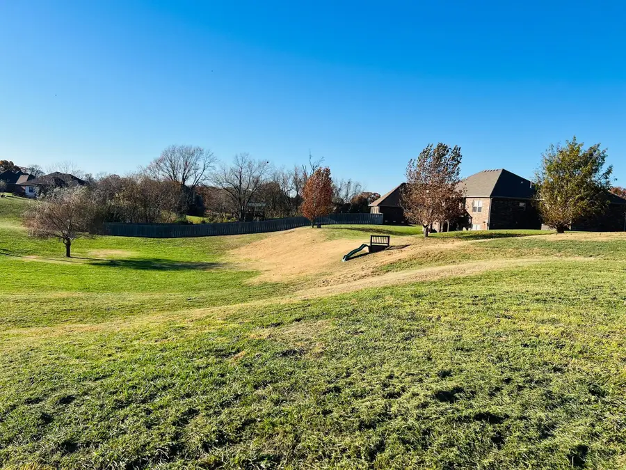 000 N Gregory Drive, Nixa, MO 65714 - Image #2