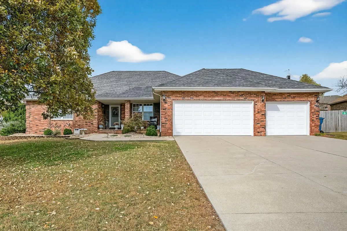 307 N 38th Street, Nixa, MO 65714 - Image #1