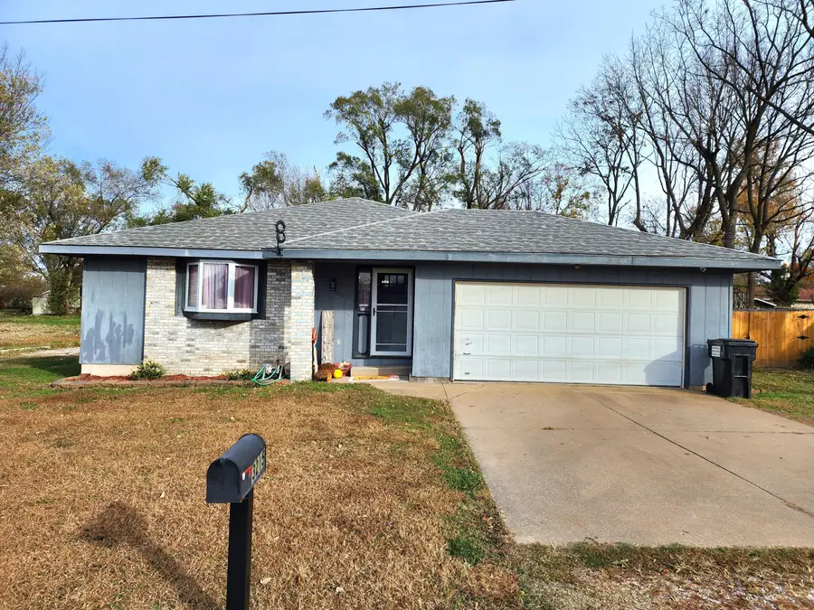 3215 W Calhoun Street, Springfield, MO 65802 - Image #2