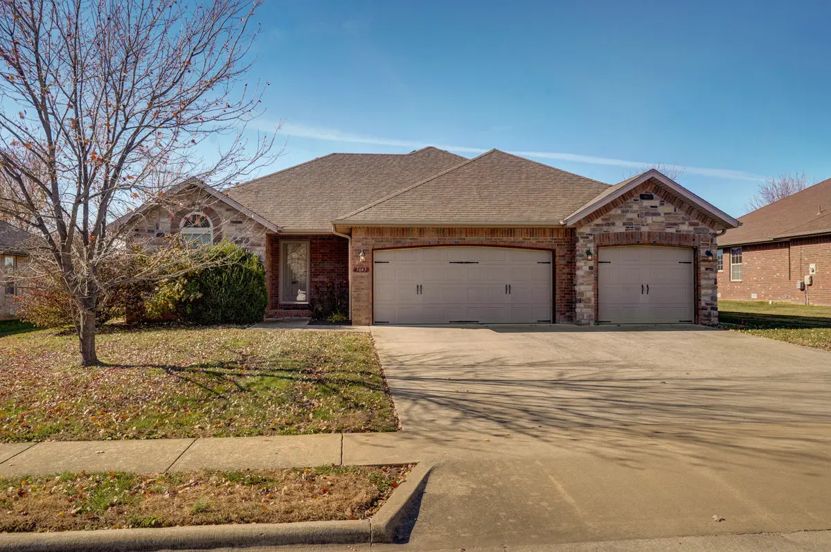 5643 S Winsor Drive, Battlefield, MO 65619 - Image #1