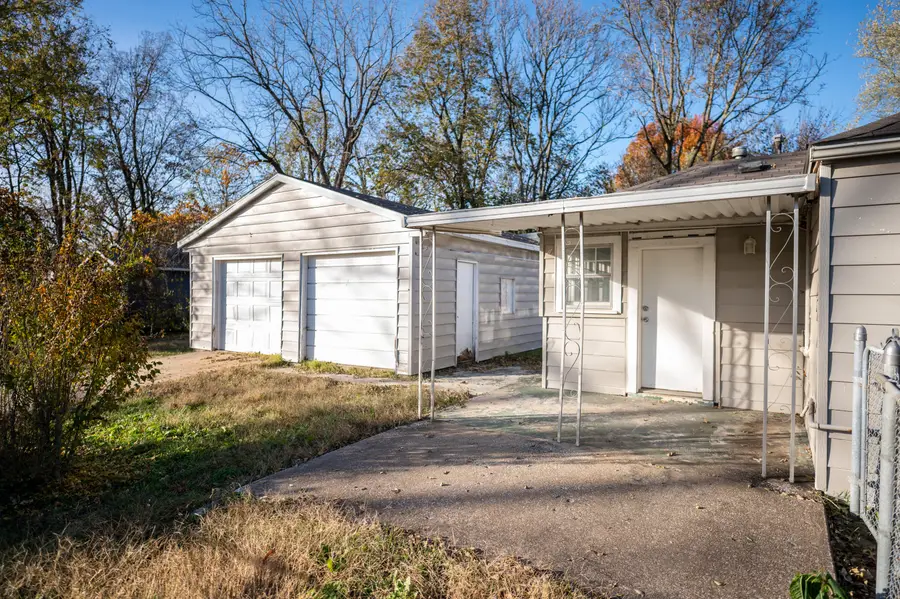 1601 N Rogers Avenue, Springfield, MO 65803 - Image #2