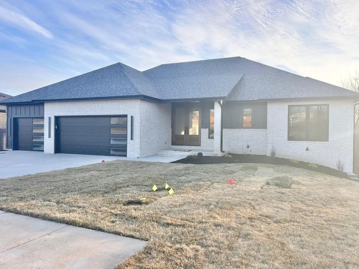 6198 S Holland Avenue, Springfield, MO 65810 - Image #1