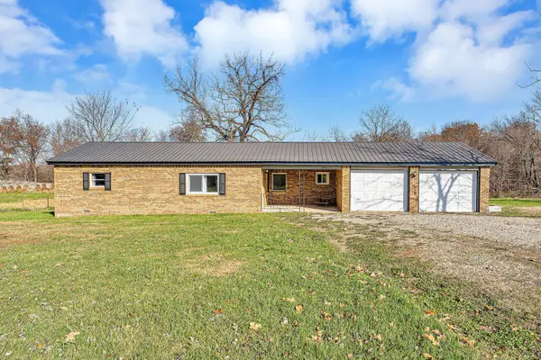 369 Mountain Dale Road, Seymour, MO 65746