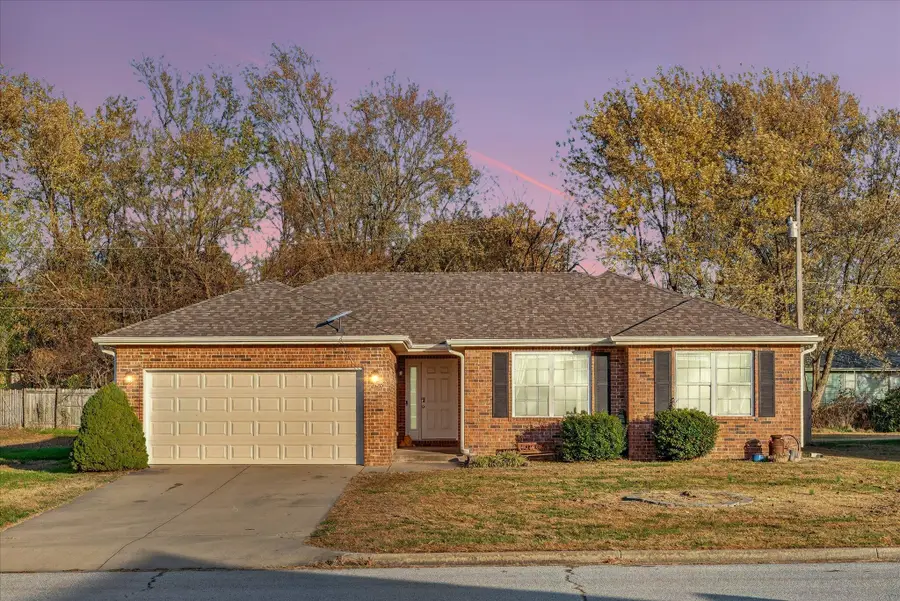 2320 S Mesa Drive, Bolivar, MO 65613 - Image #2