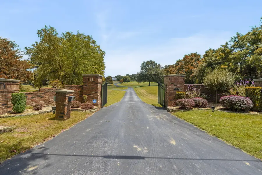 4671 E Beaux Creek Lane, Springfield, MO 65809 - Image #2