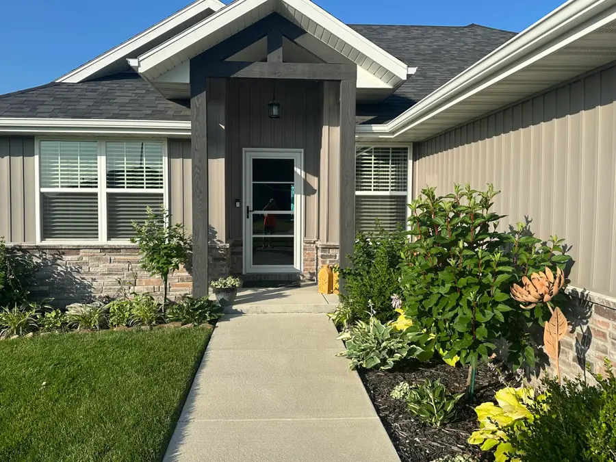 859 E Acacia Lane, Nixa, MO 65714 - Image #3