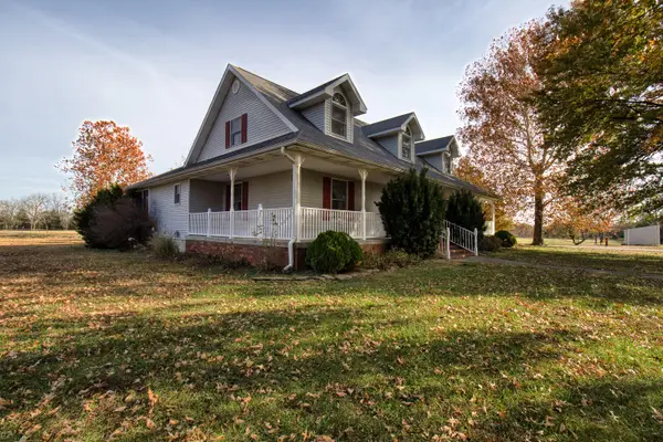 736 NW 30th Lane, Lamar, MO 64759