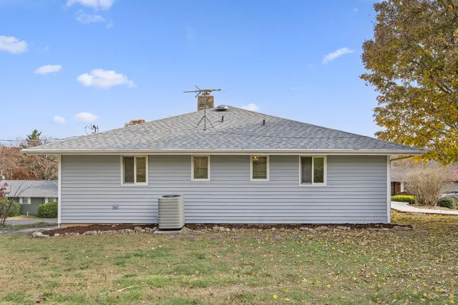 205 N Maple Street, Blue Eye, MO 65611 - Image #3