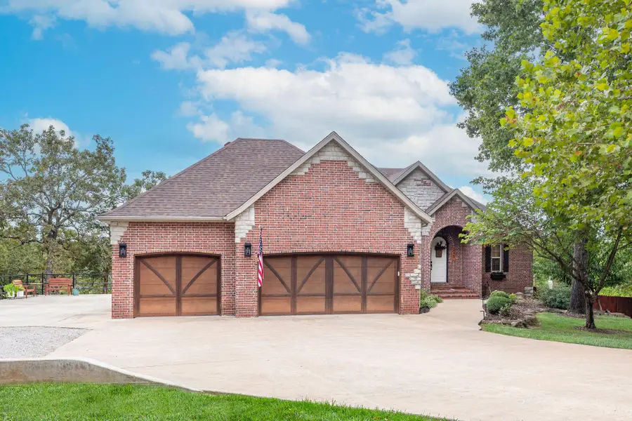 245 William Place, Branson, MO 65616 - Image #2