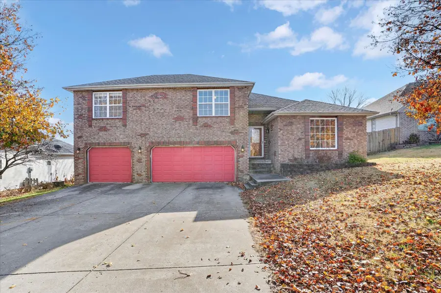 1518 W Coach House Court, Nixa, MO 65714 - Image #2