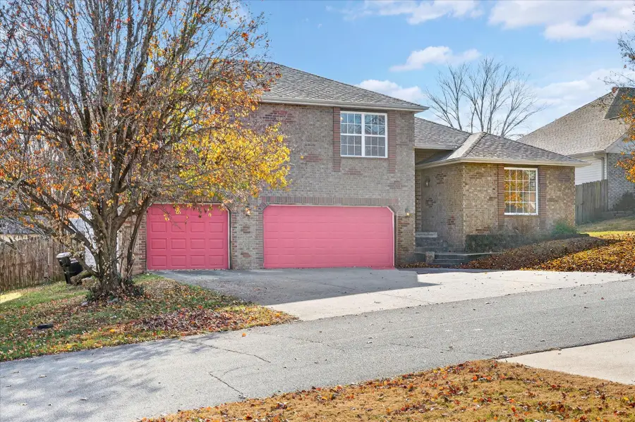 1518 W Coach House Court, Nixa, MO 65714 - Image #3