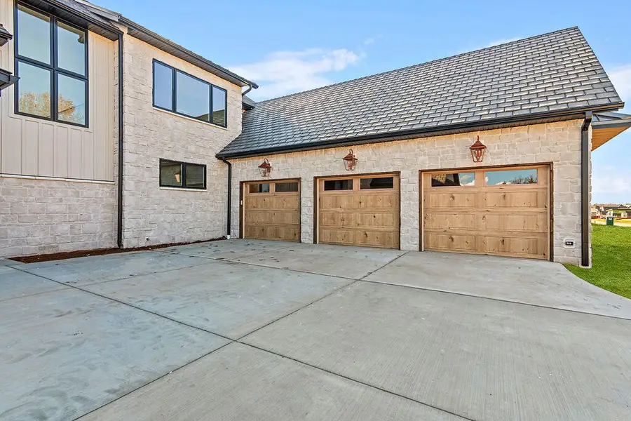 4032 E Dunrobin Drive, Springfield, MO 65809 - Image #3