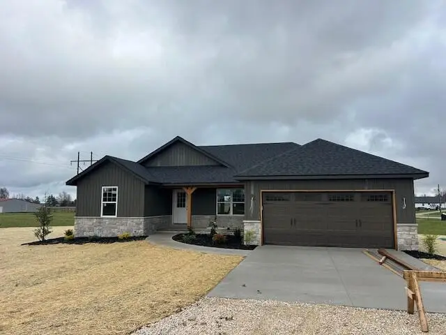 232 Bruce Drive, Seymour, MO 65746 - Image #1