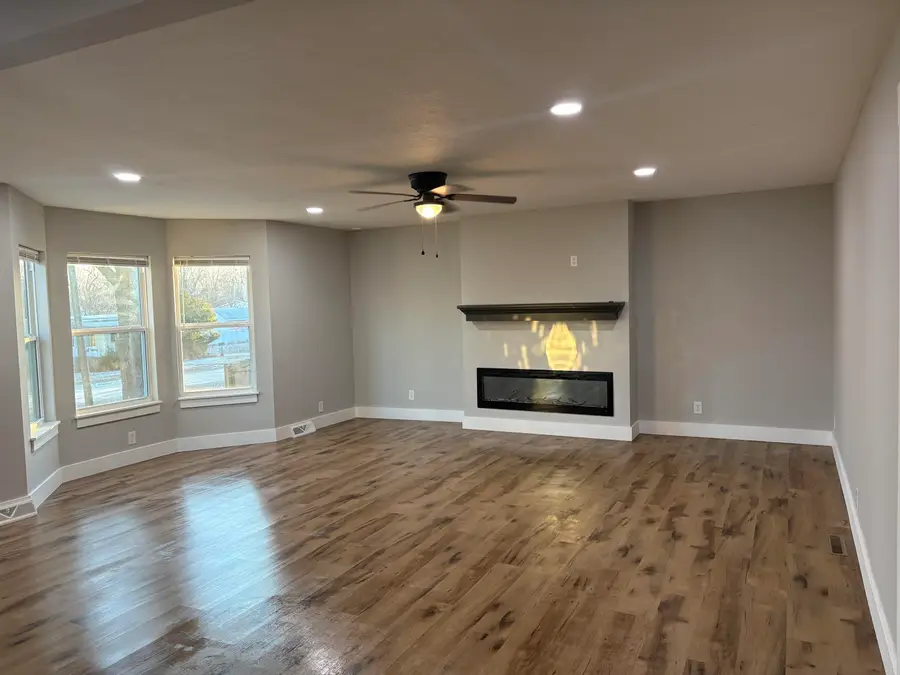 1161 E Elm Street #Elm, Morrisville, MO 65710 - Image #2