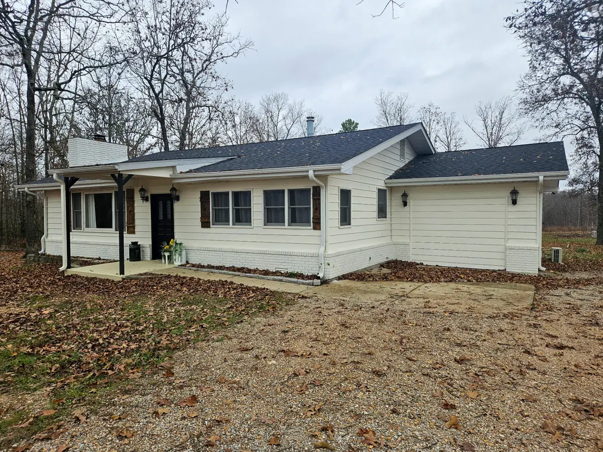 21371 Howell Road, Mountain View, MO 65548 - Image #1