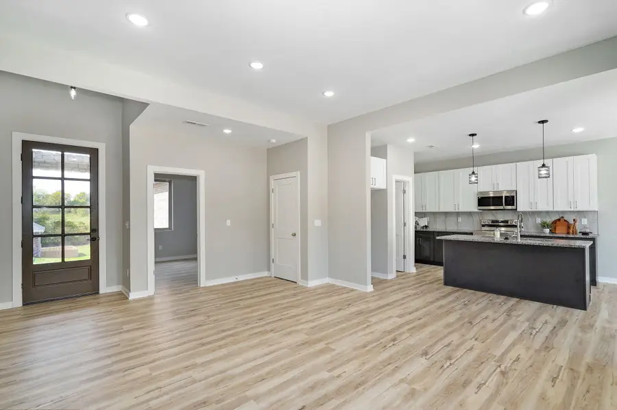 2118 N Bradbury Lane, Ozark, MO 65721 - Image #3