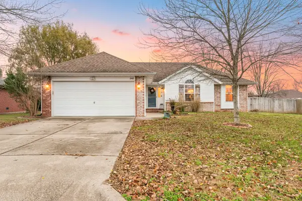 840 S Duke Avenue, Springfield, MO 65802