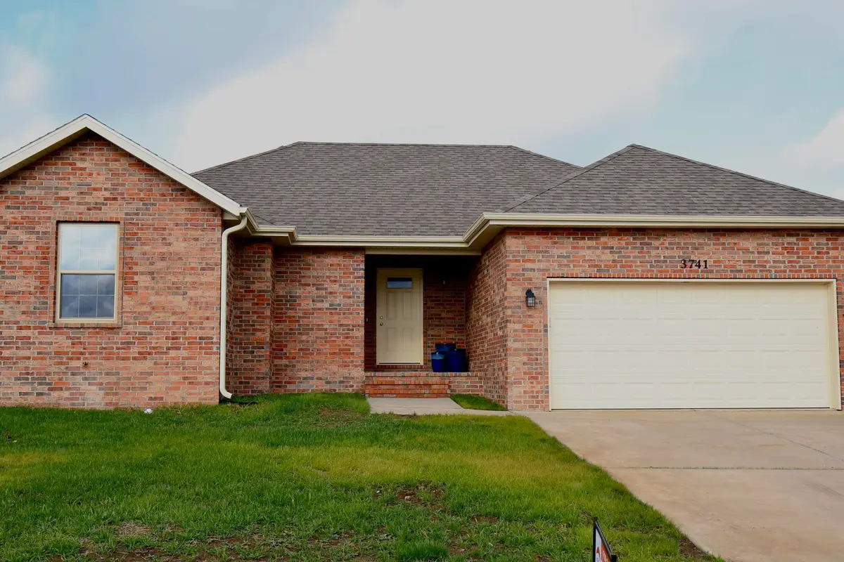 3741 W Freeman Street, Bolivar, MO 65613 - Image #1