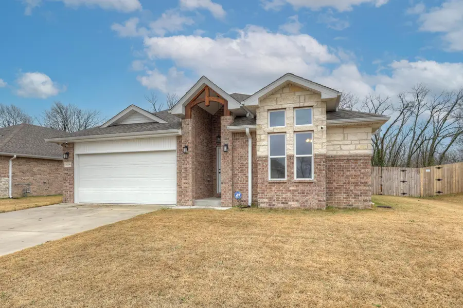 1330 Foundry Drive, Carthage, MO 64836 - Image #3