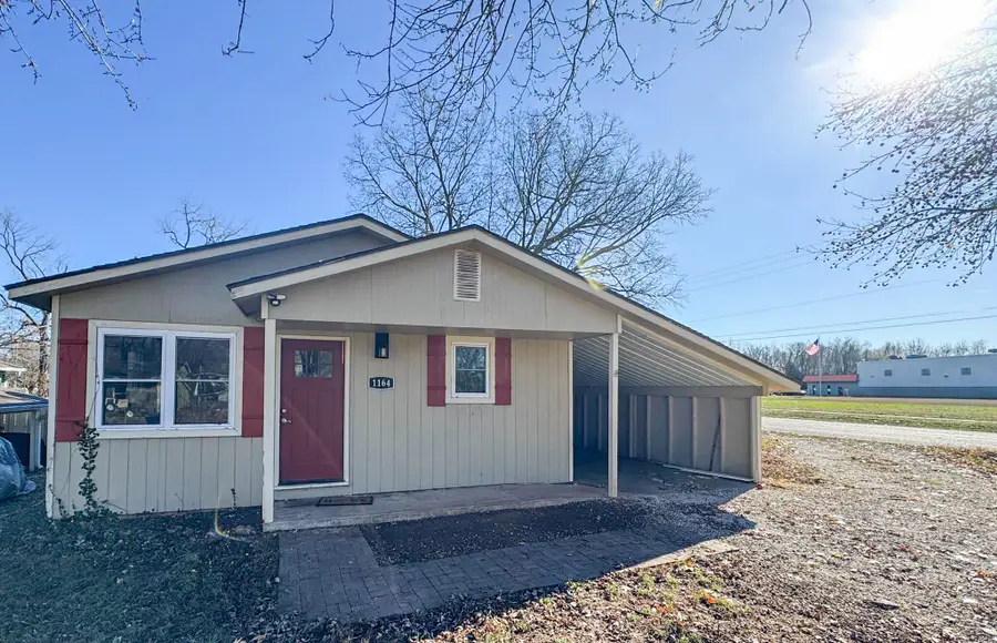 1164 S Hillcrest Avenue, Springfield, MO 65802 - Image #2