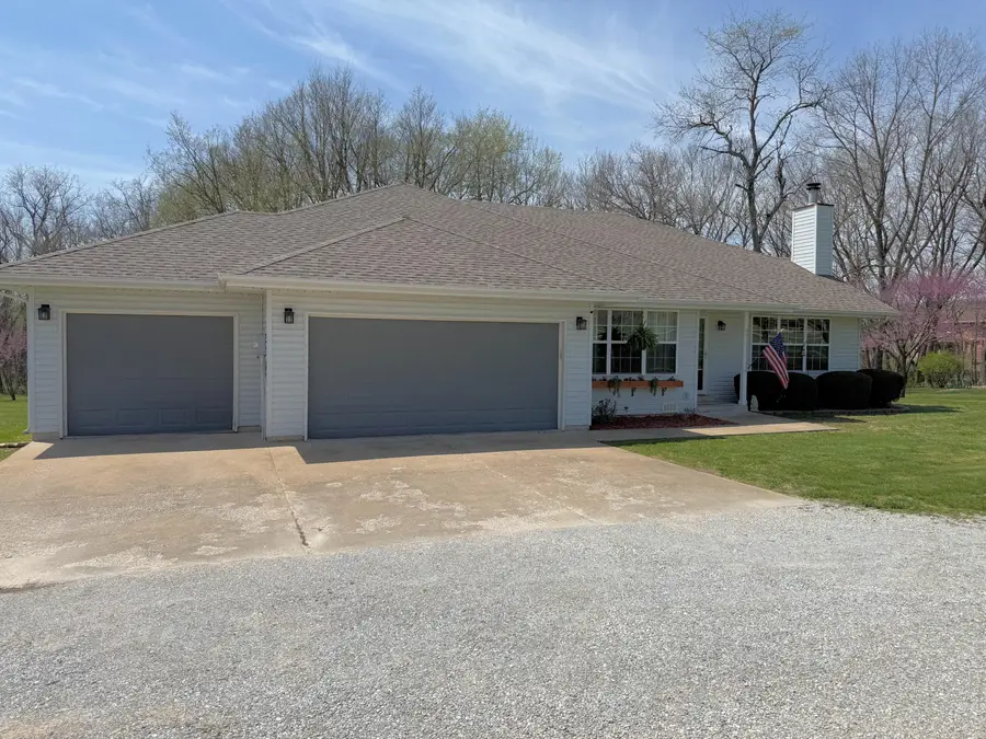 269 Old Tory Lane, Clever, MO 65631 - Image #2