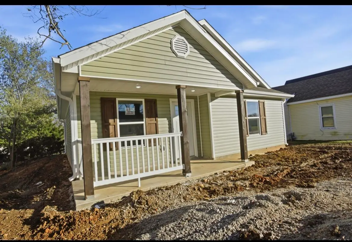 103 N Schifferdecker Avenue, Joplin, MO 64801 - Image #1