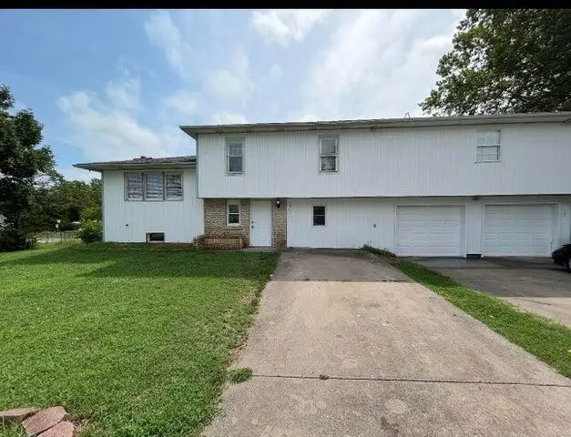 101 Cambridge Drive #A/B, Carl Junction, MO 64834 - #1