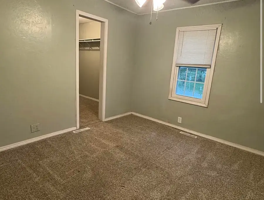 101 Cambridge Drive #A/B, Carl Junction, MO 64834 - #3