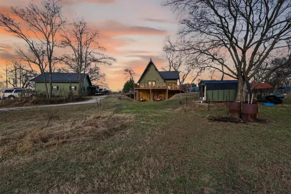 17503 S 900 Road, Nevada, MO 64772