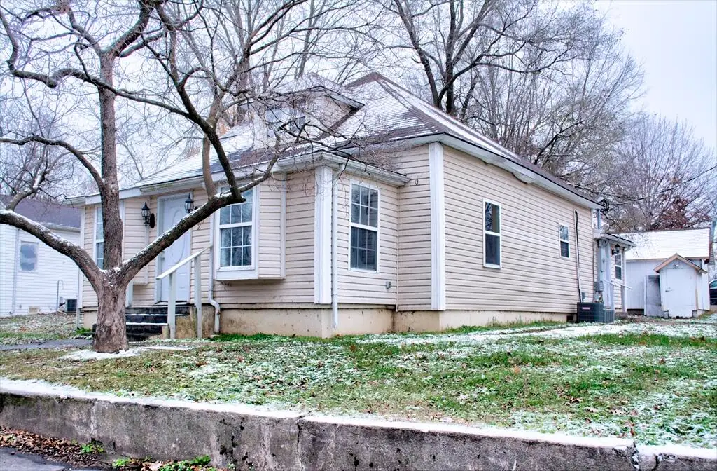 206 N Webster Avenue, Ash Grove, MO 65604 - Image #1