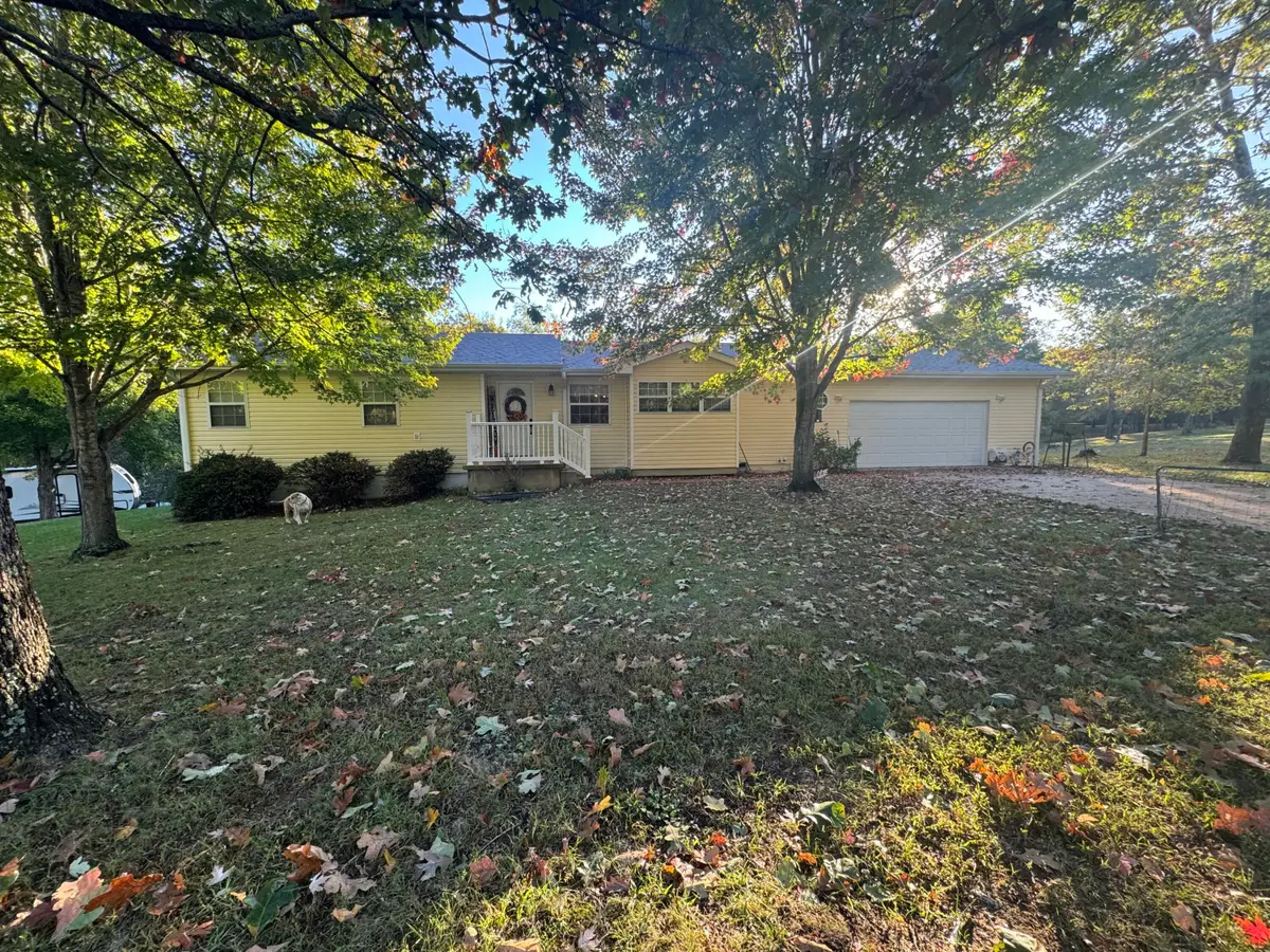 7812 Nadine Road, Houston, MO 65483 - Image #1