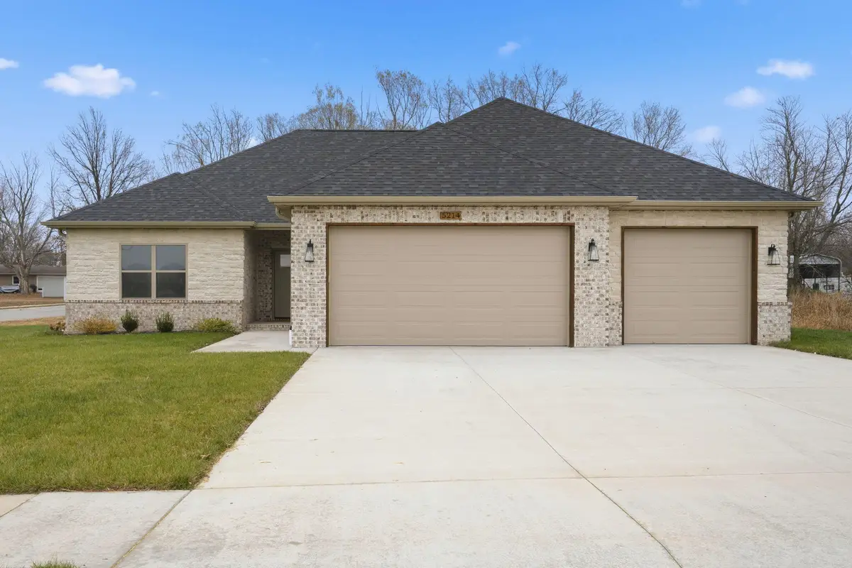 5214 S Logan Drive, Battlefield, MO 65619 - Image #1