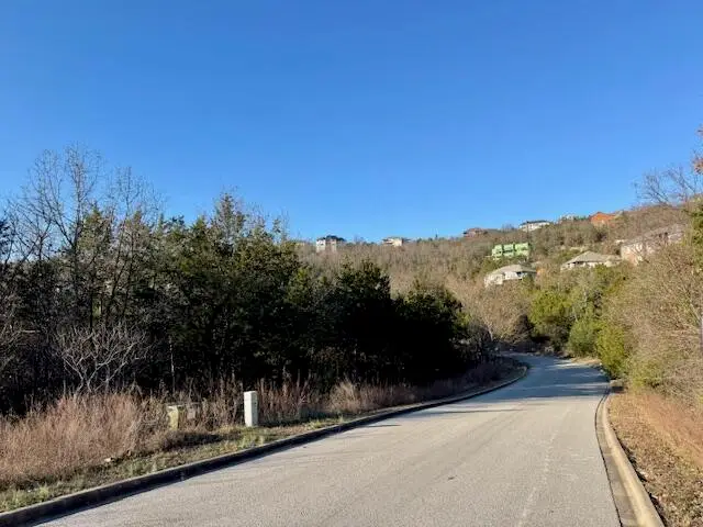 743 Crescent Drive, Hollister, MO 65672 - Image #2