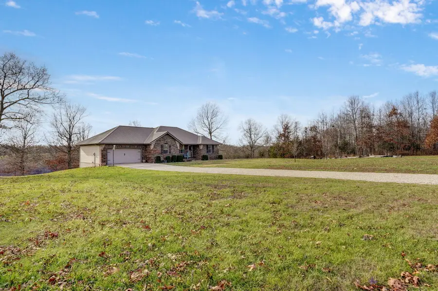 205 Weatherby Drive, Fordland, MO 65652 - Image #2