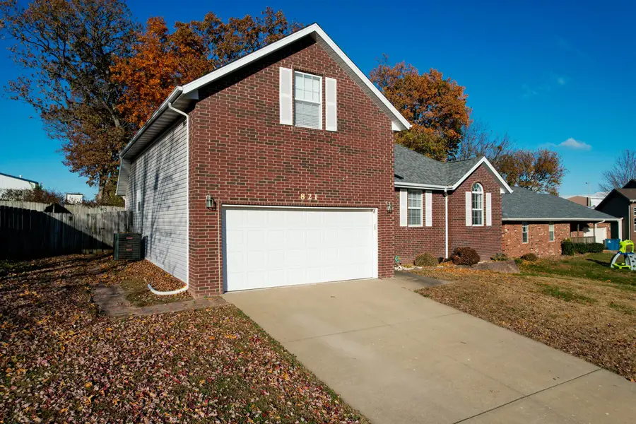 821 S Barberry Court, Nixa, MO 65714 - Image #3