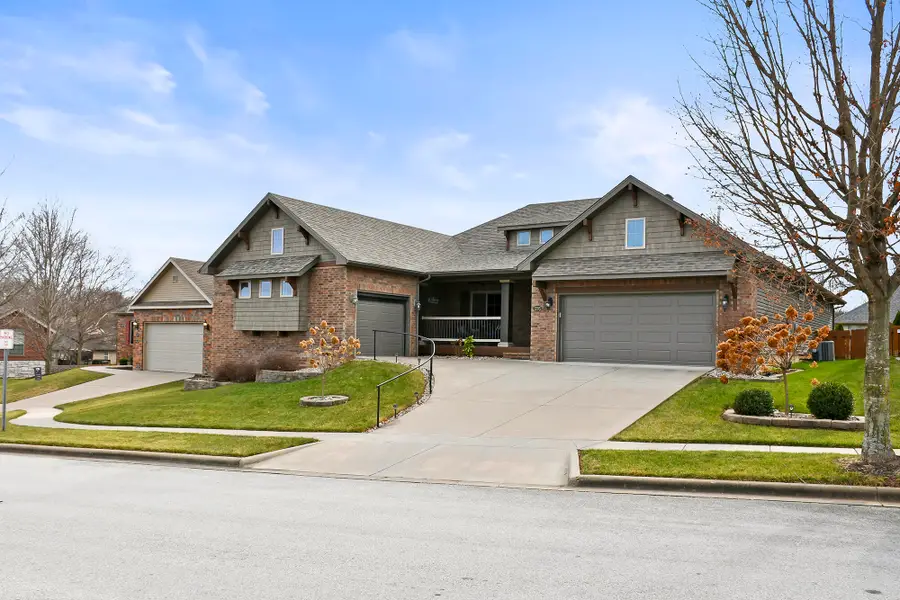 1205 N Bay Meadow Court, Nixa, MO 65714 - Image #2