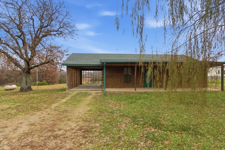 8372 County Road 5090, West Plains, MO 65775 - Image #2