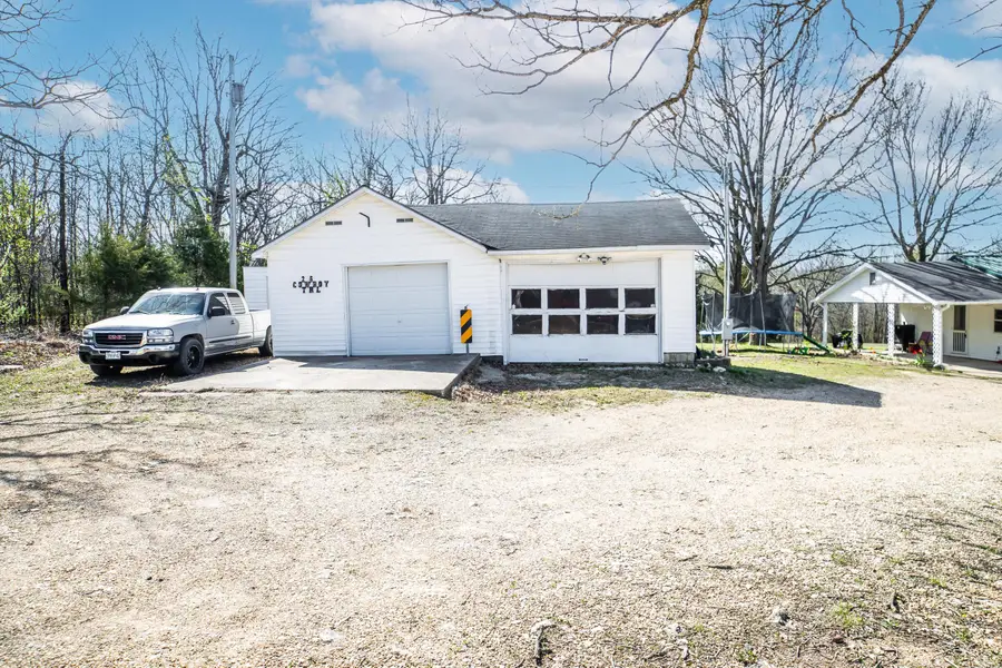 26 Cowboy Trail, Buffalo, MO 65622 - Image #3